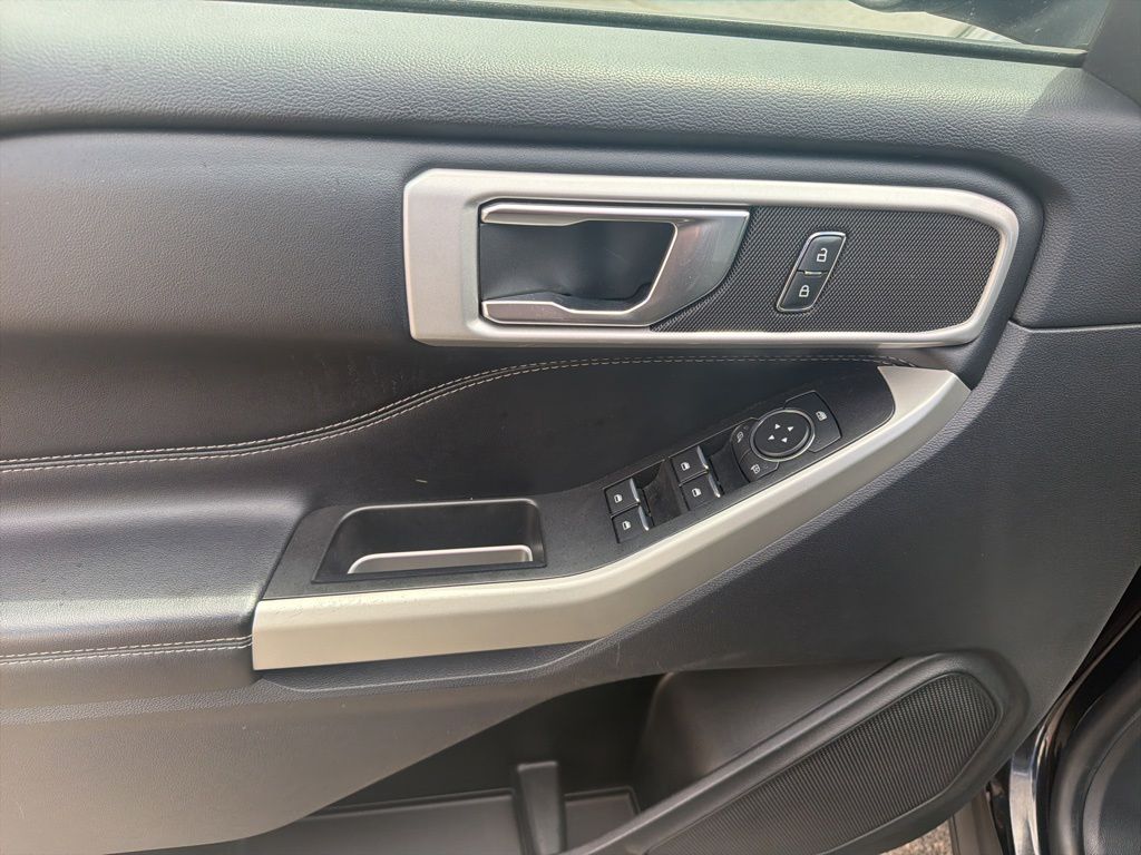 Used 2022 Ford Explorer - photo 20