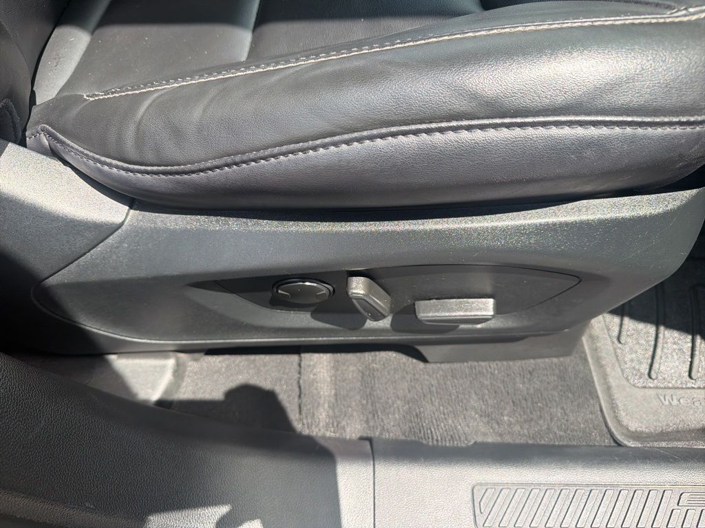 Used 2022 Ford Explorer - photo 36