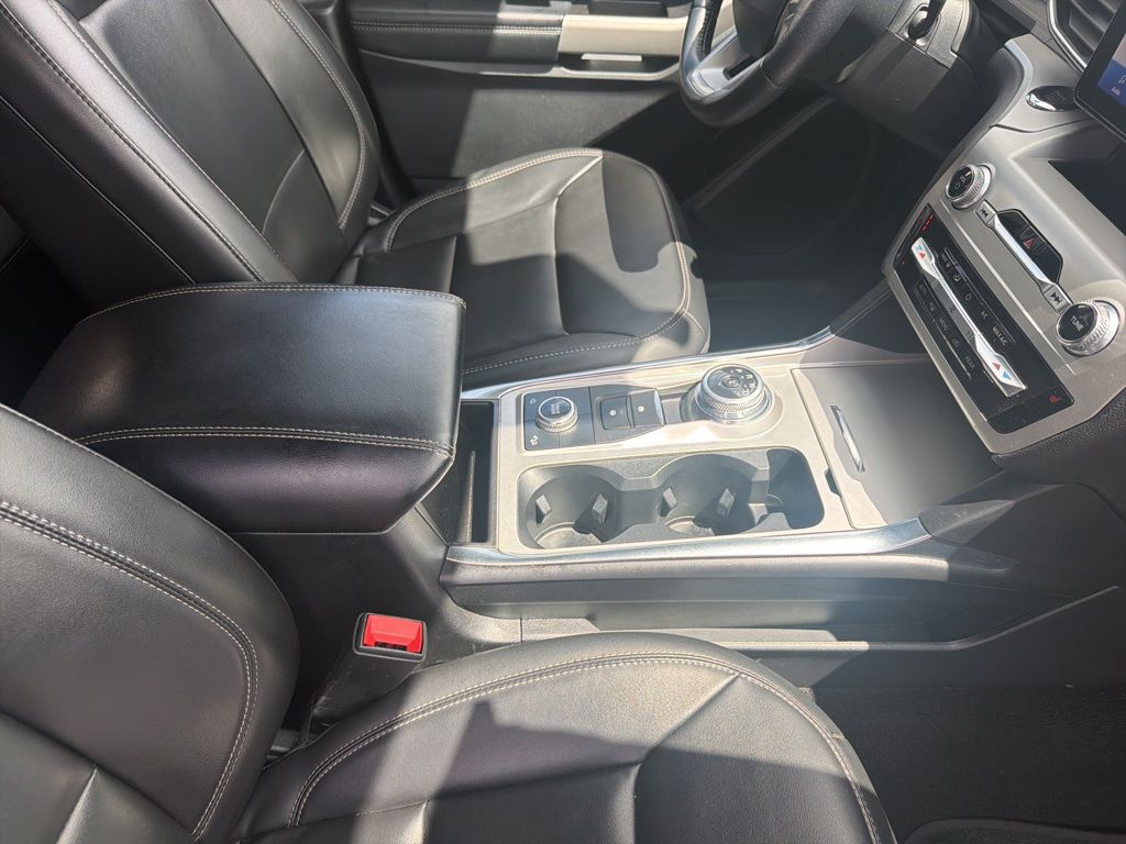 Used 2022 Ford Explorer - photo 38