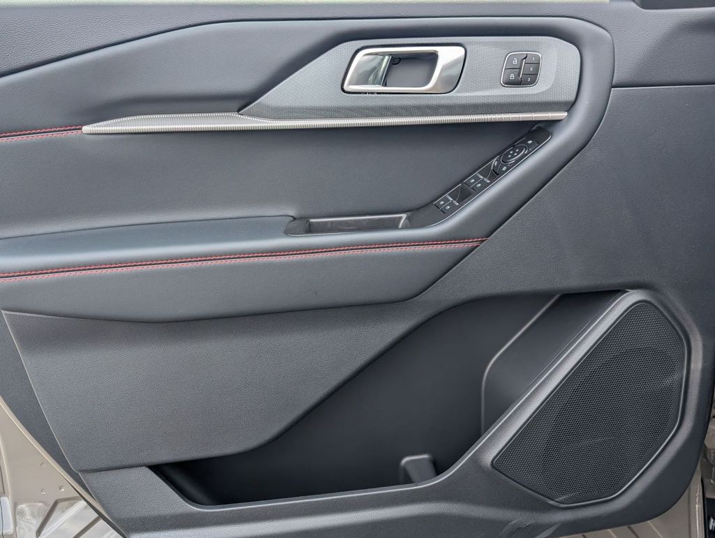 New 2026 Ford Explorer - photo 27