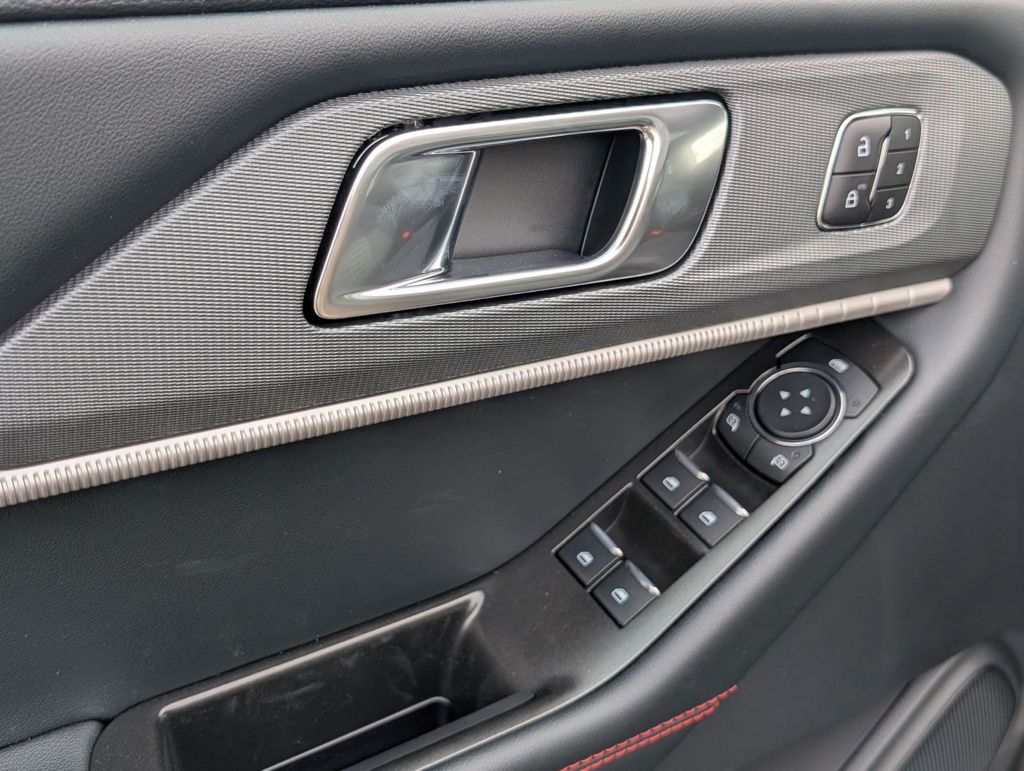 New 2026 Ford Explorer - photo 28
