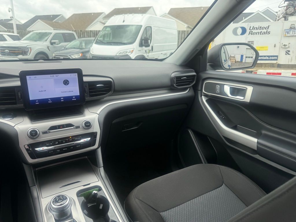 Used 2024 Ford Explorer - photo 37
