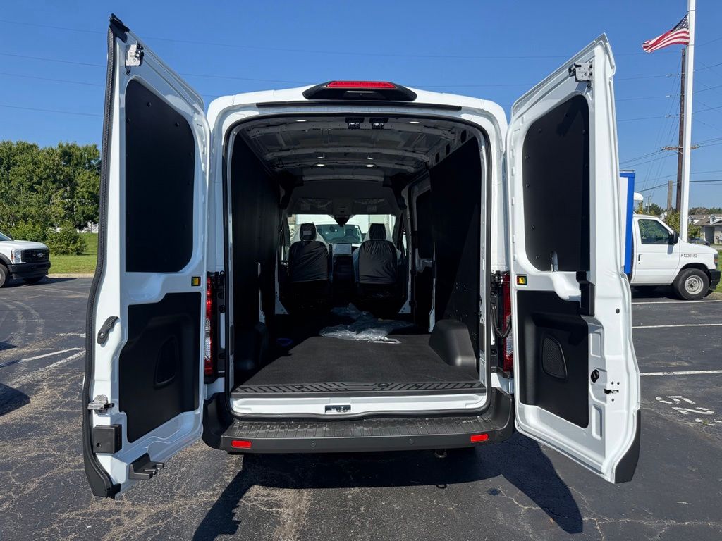 New 2027 Ford Transit 250 - photo 2