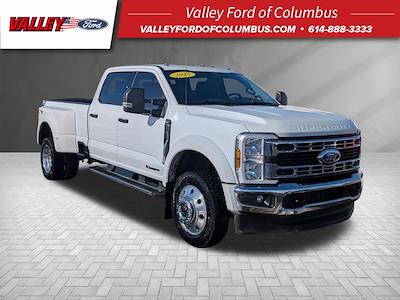 Used 2025 Ford F-450 - photo 1