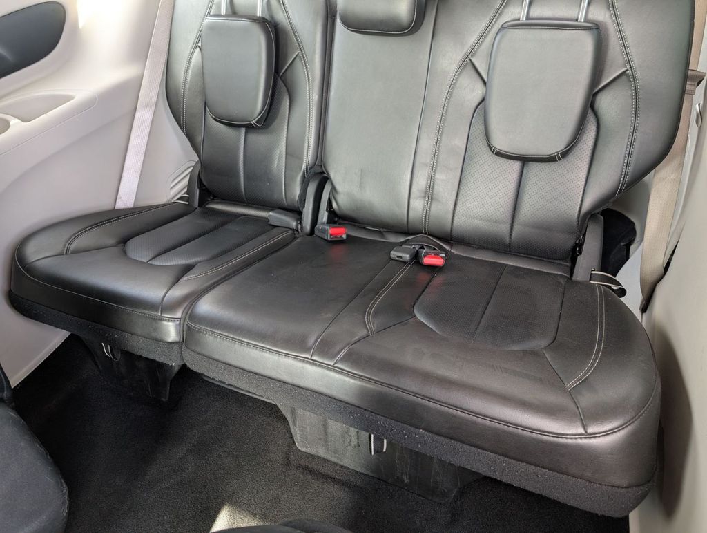 Used 2023 Chrysler Pacifica - photo 47