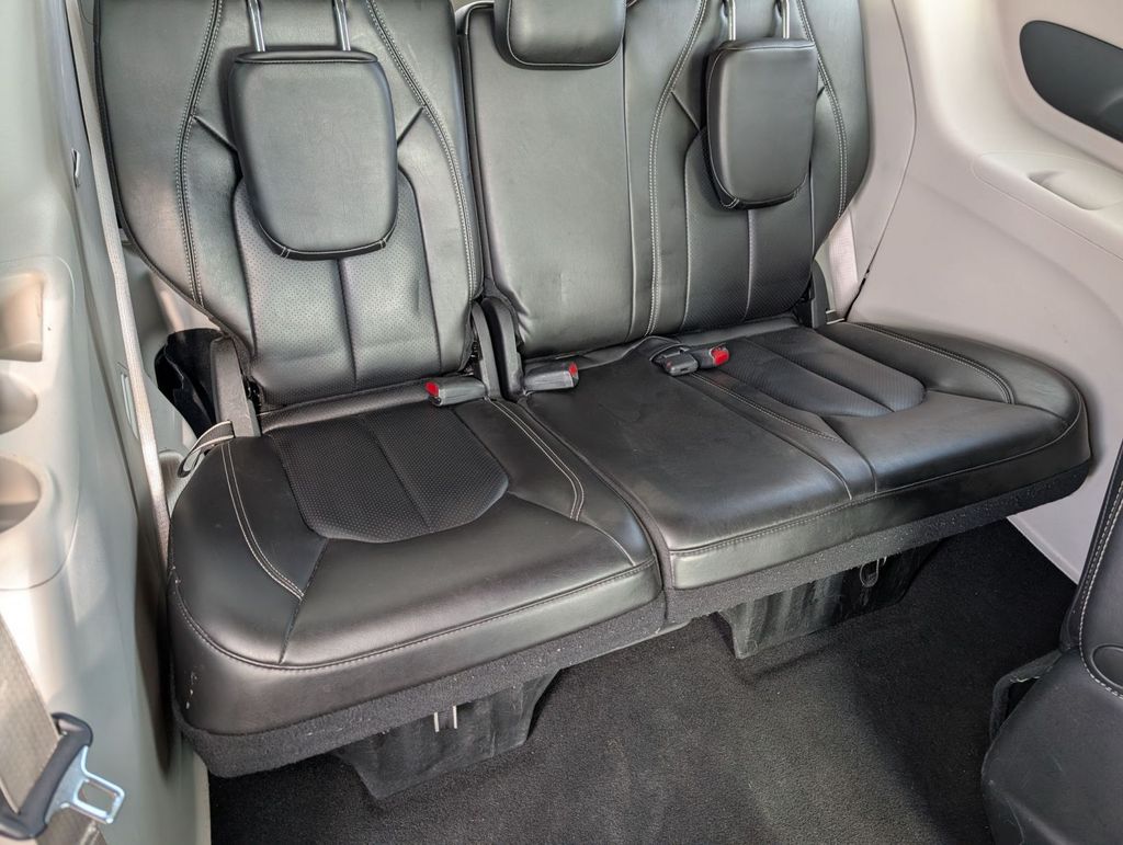 Used 2023 Chrysler Pacifica - photo 49