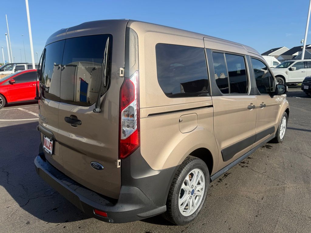 Used 2019 Ford Transit Connect - photo 2