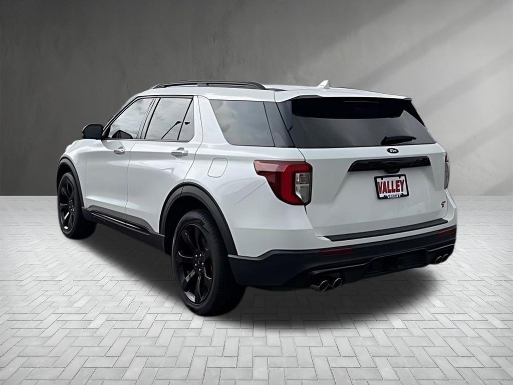 Used 2024 Ford Explorer - photo 16