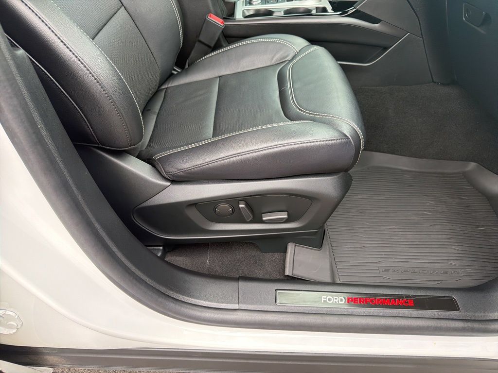 Used 2024 Ford Explorer - photo 39