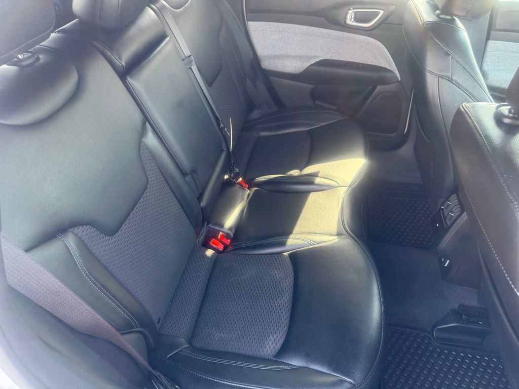 Used 2023 Jeep Compass - photo 10