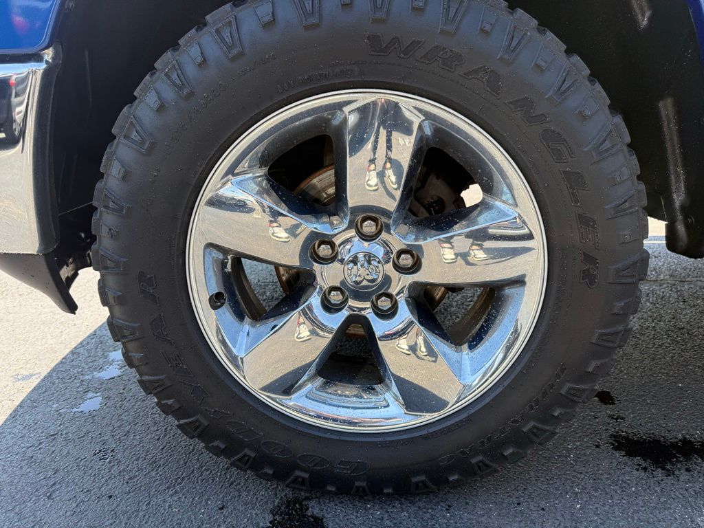Used 2018 Ram 1500 - photo 11