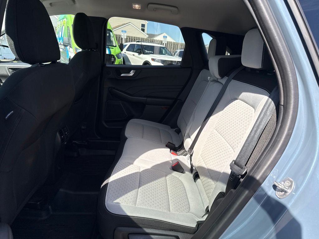 Used 2023 Ford Escape - photo 25