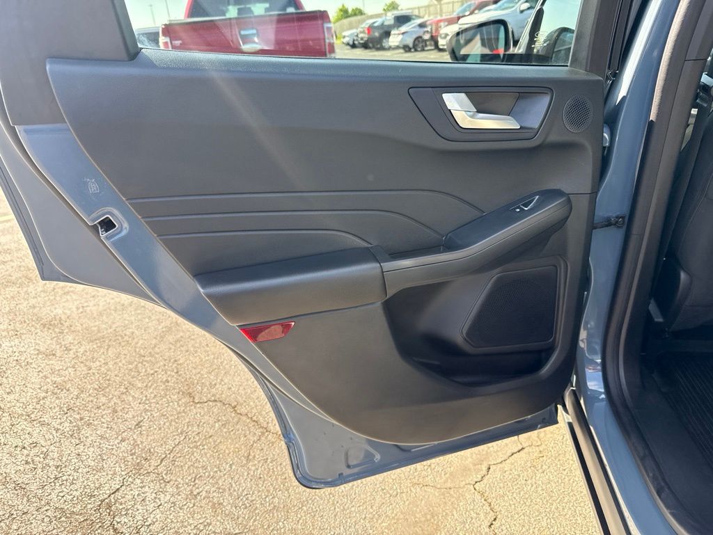 Used 2023 Ford Escape - photo 27