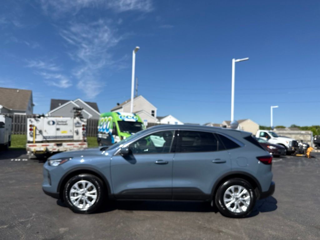 Used 2023 Ford Escape - photo 45