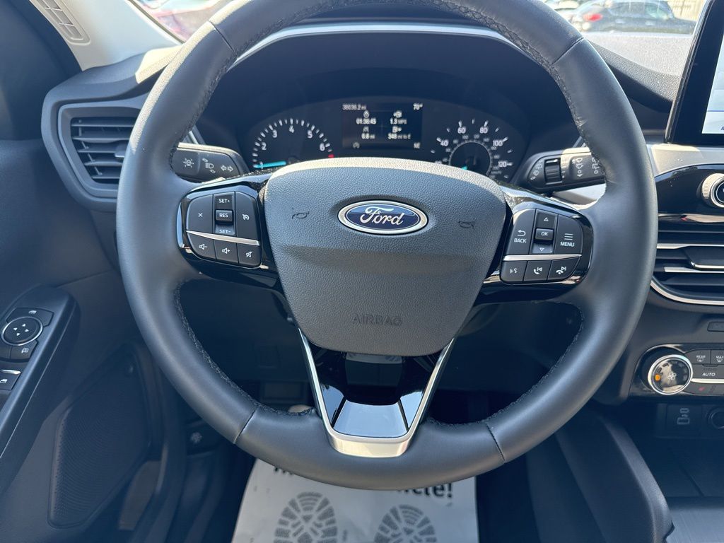 Used 2022 Ford Escape - photo 13