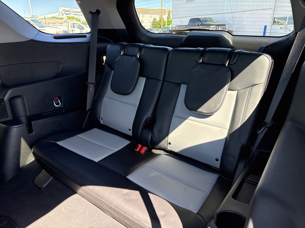 Used 2023 Ford Explorer - photo 29