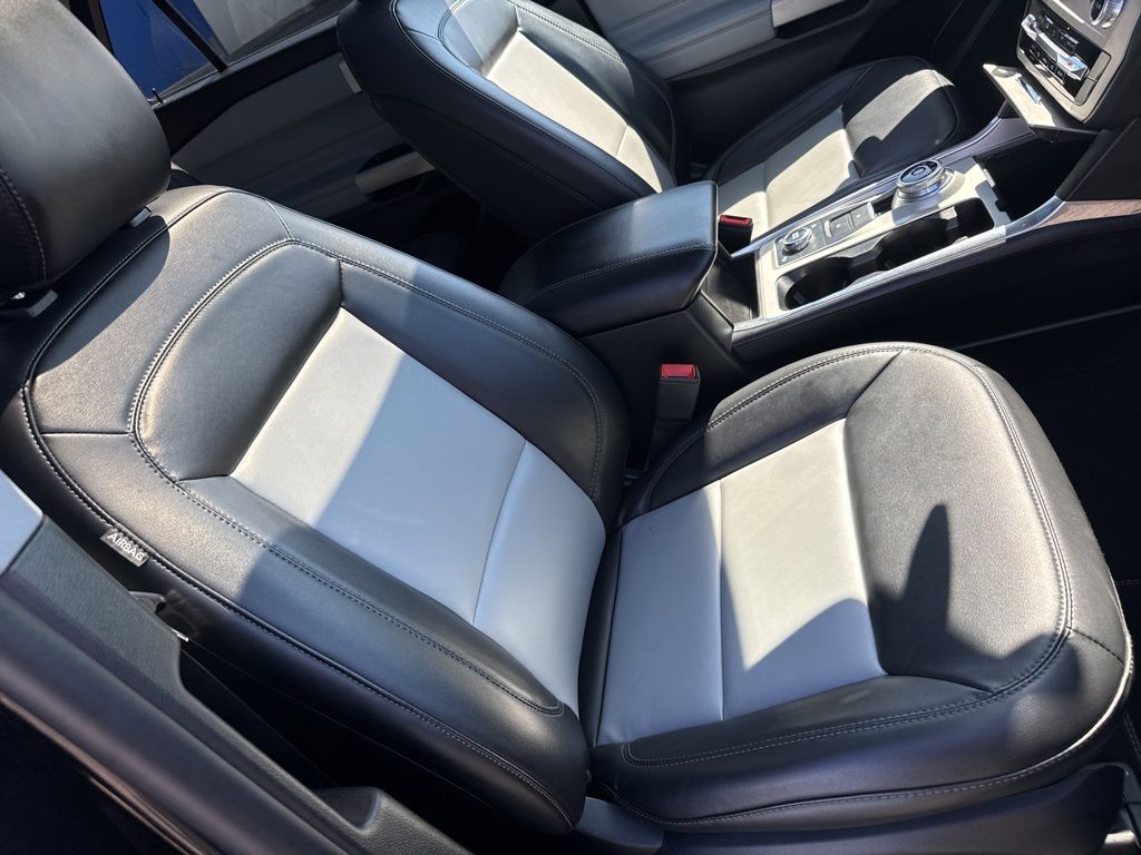 Used 2023 Ford Explorer - photo 34