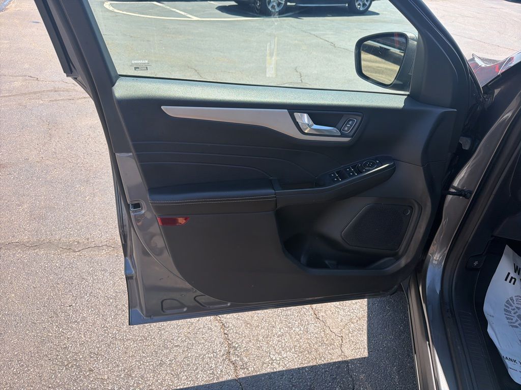 Used 2021 Ford Escape - photo 21