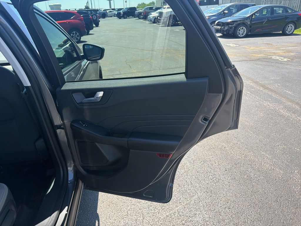 Used 2021 Ford Escape - photo 44