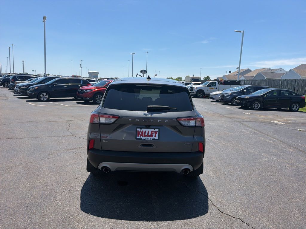 Used 2021 Ford Escape - photo 8