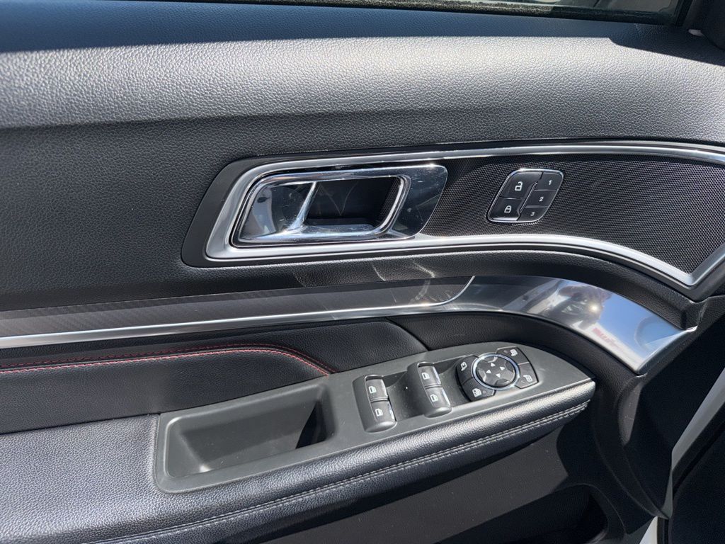 Used 2017 Ford Explorer - photo 21
