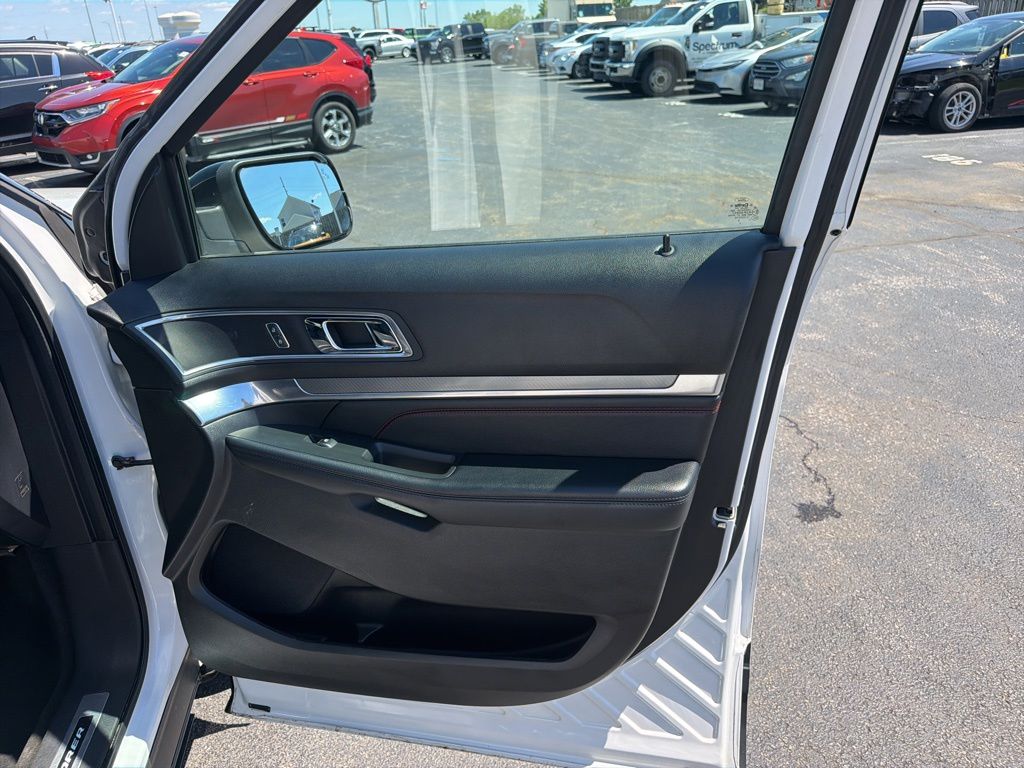 Used 2017 Ford Explorer - photo 33