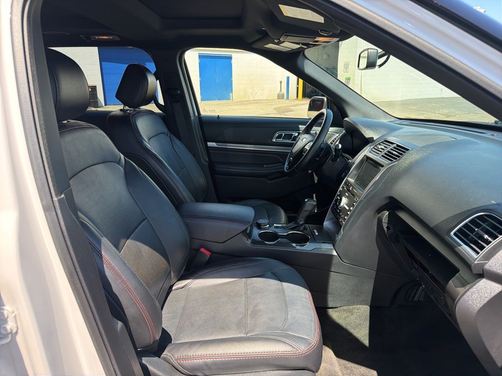 Used 2017 Ford Explorer - photo 34