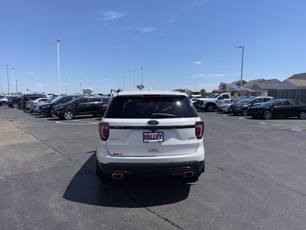 Used 2017 Ford Explorer - photo 9
