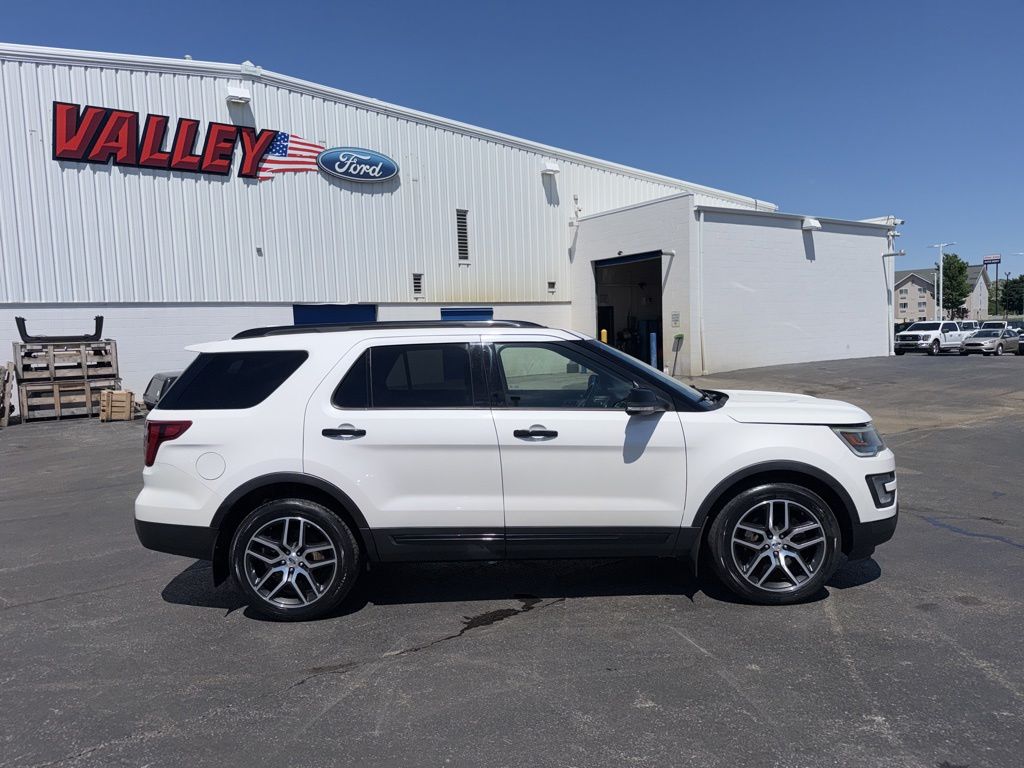 Used 2017 Ford Explorer - photo 11