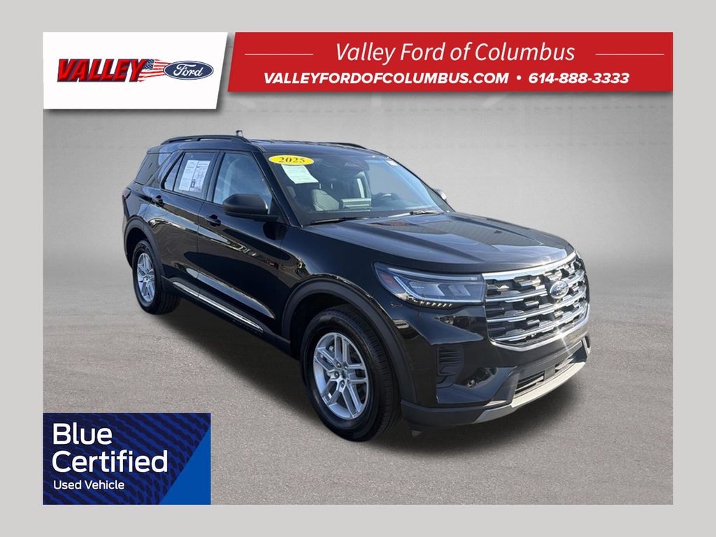 Used 2025 Ford Explorer - photo 1