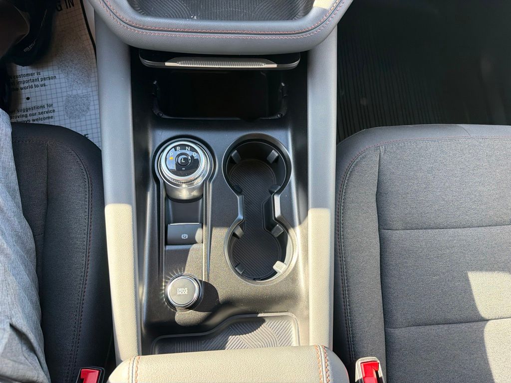Used 2025 Ford Explorer - photo 31