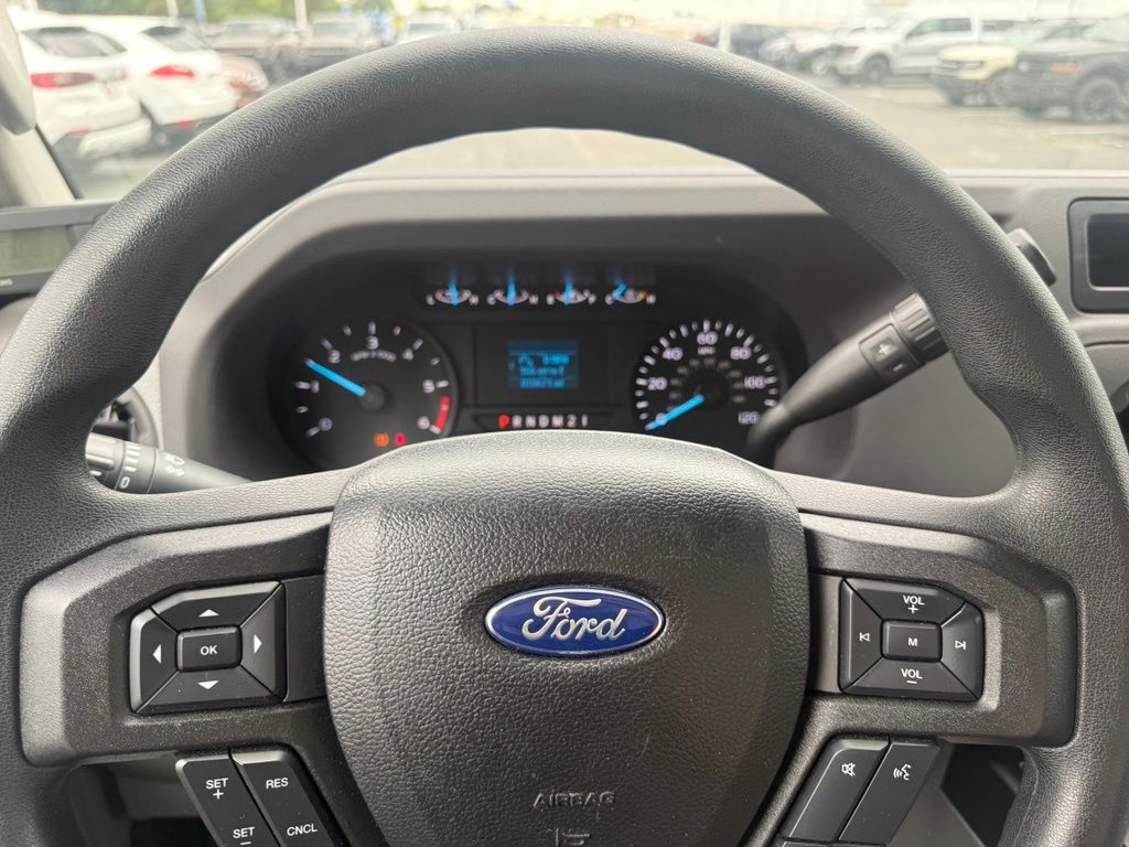 Used 2023 Ford E-350 - photo 25