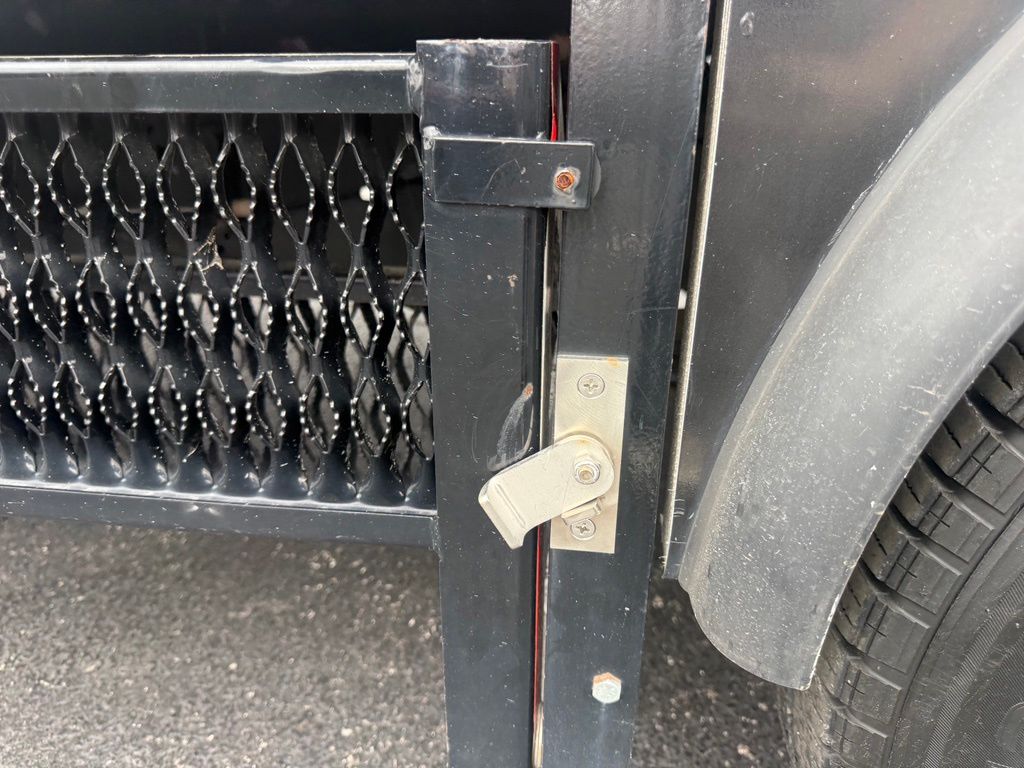 Used 2023 Ford E-350 - photo 43