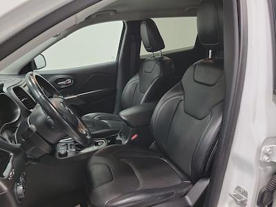 Used 2019 Jeep Cherokee - photo 1