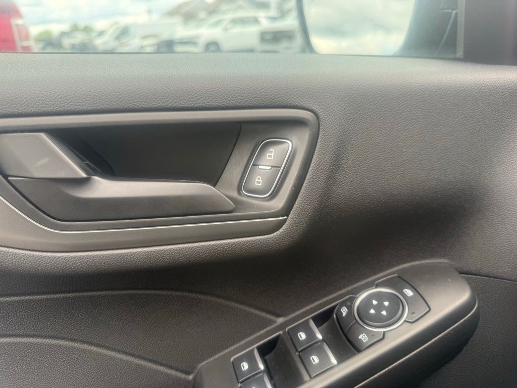 Used 2023 Ford Escape - photo 14