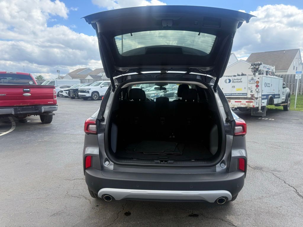 Used 2023 Ford Escape - photo 37