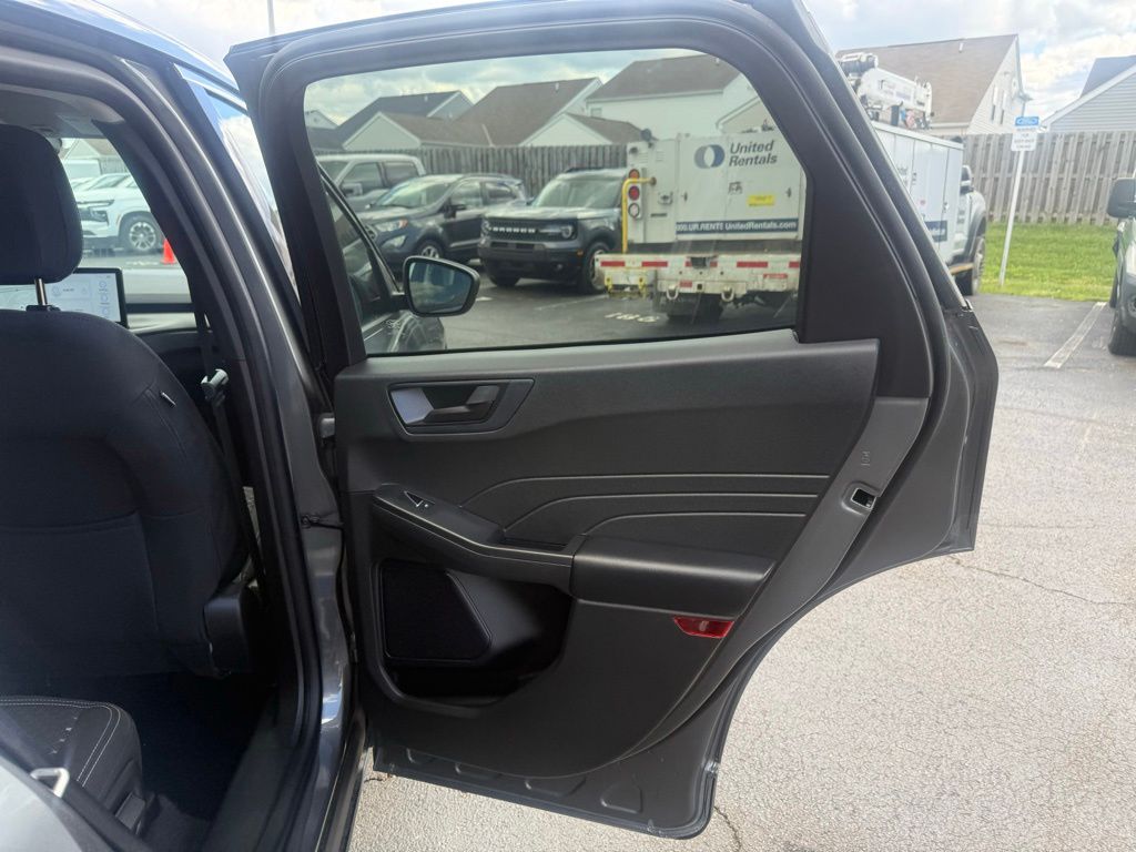 Used 2023 Ford Escape - photo 43