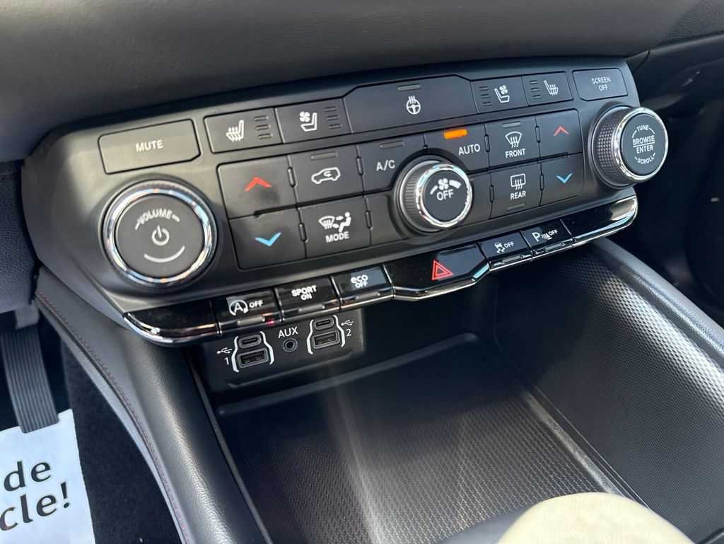 Used 2024 Dodge Durango - photo 20