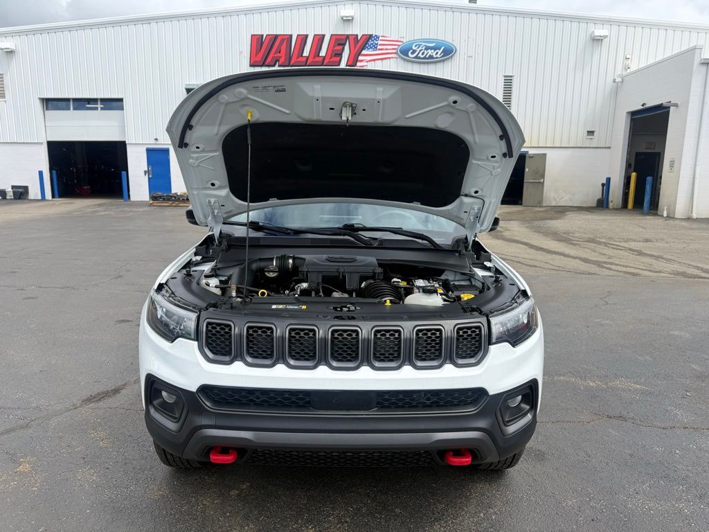 Used 2023 Jeep Compass - photo 55