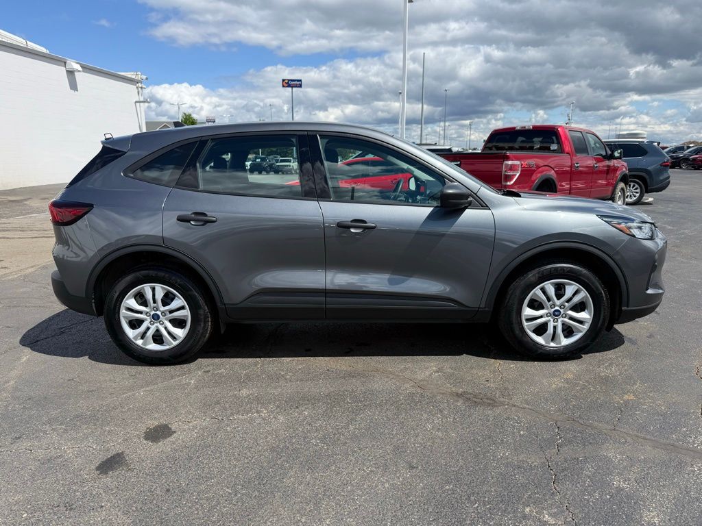 Used 2023 Ford Escape - photo 6