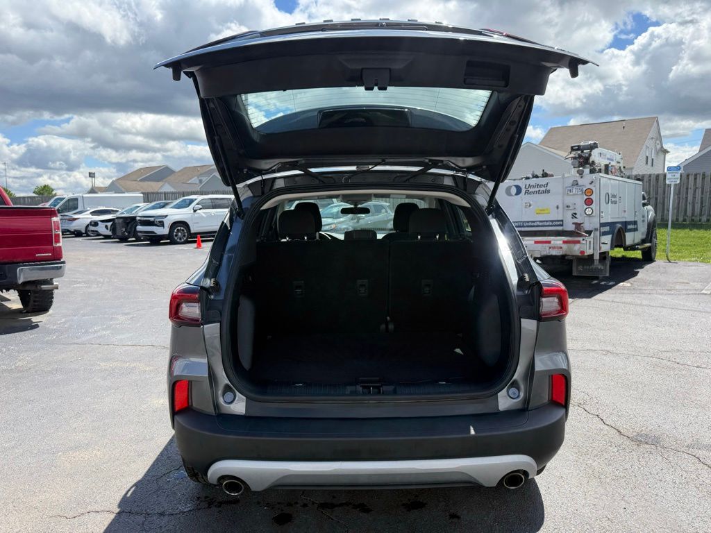 Used 2023 Ford Escape - photo 35