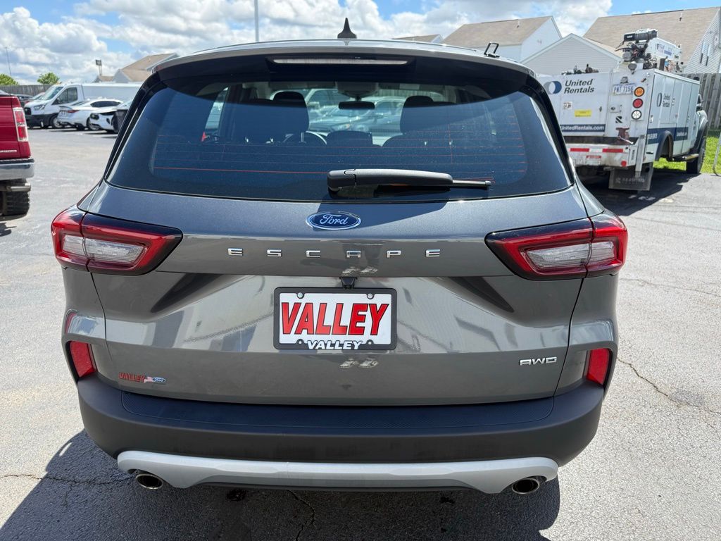 Used 2023 Ford Escape - photo 7