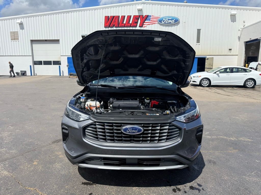 Used 2023 Ford Escape - photo 50