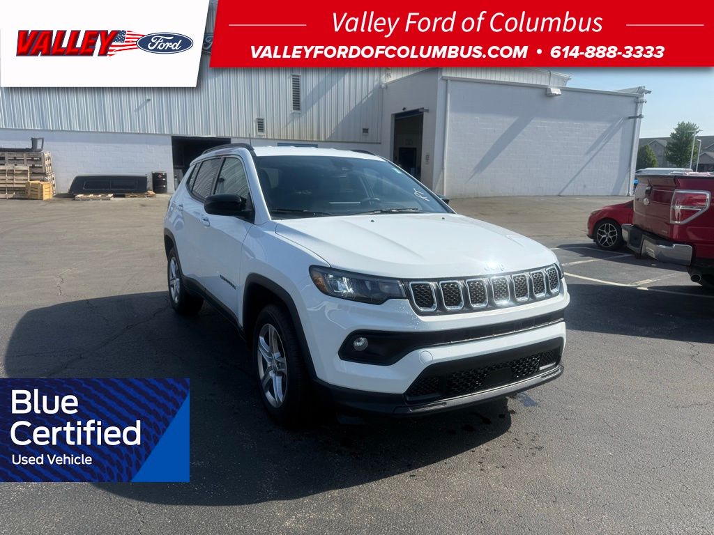 Used 2023 Jeep Compass - photo 21