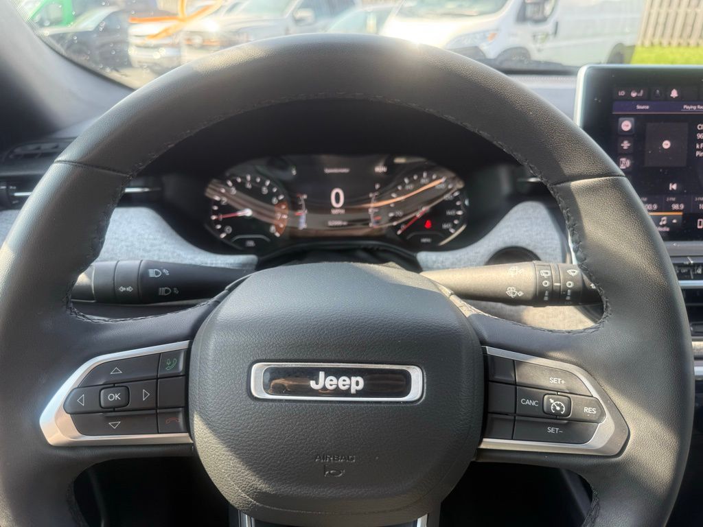 Used 2023 Jeep Compass - photo 37