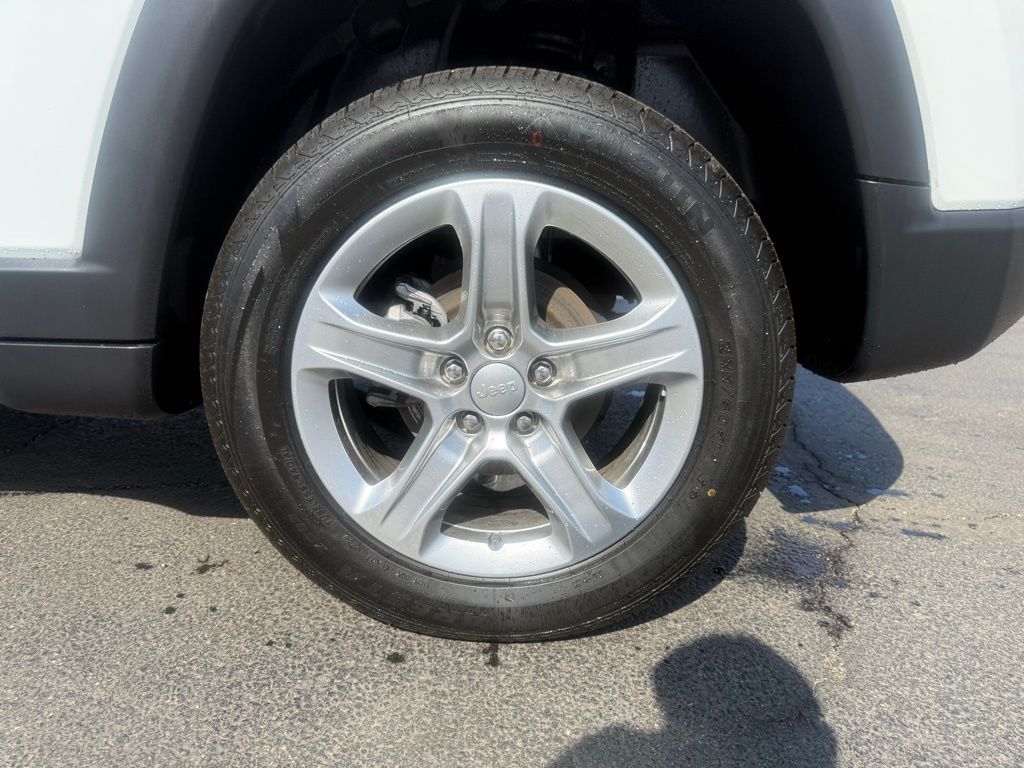 Used 2023 Jeep Compass - photo 49