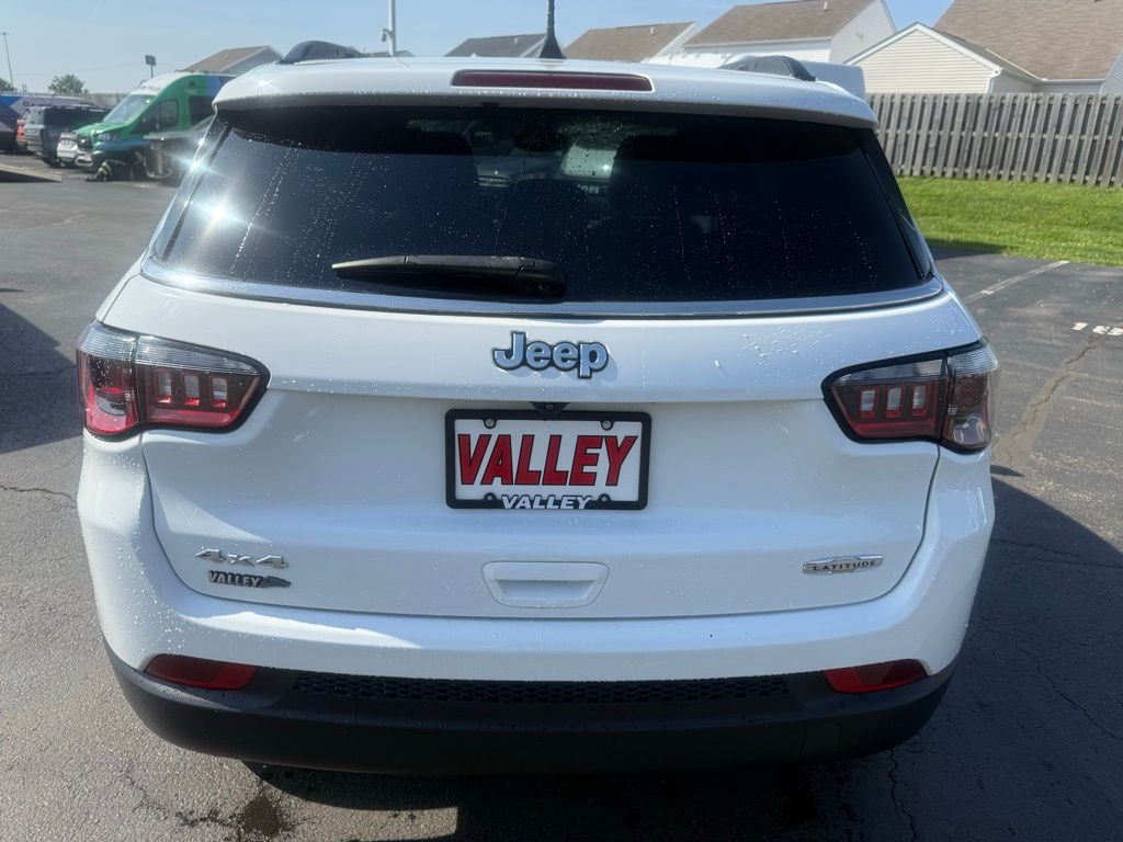 Used 2023 Jeep Compass - photo 24