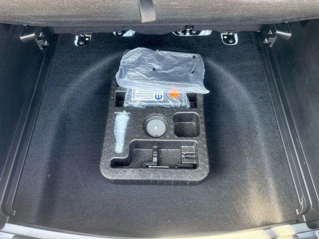 Used 2023 Jeep Compass - photo 61