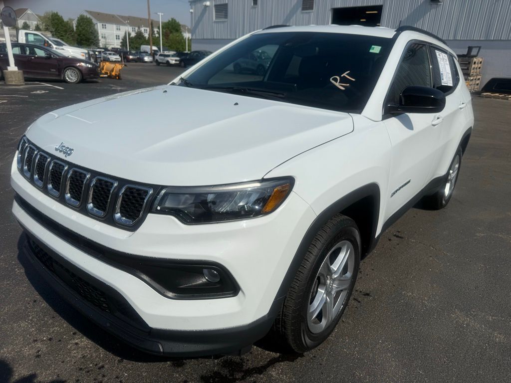 Used 2023 Jeep Compass - photo 27
