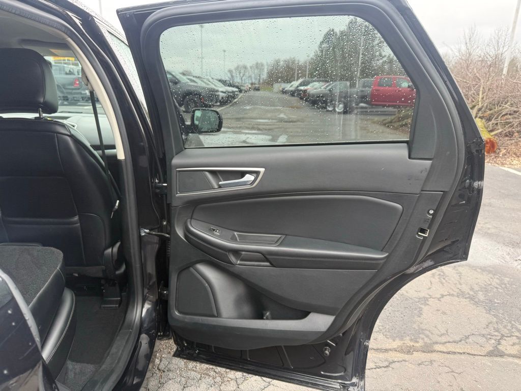 Used 2022 Ford Edge - photo 41